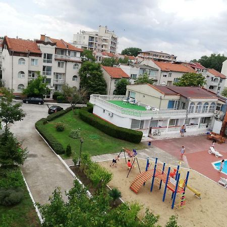Apartments Bravo 1-Vichevi Sunny Beach Exterior photo