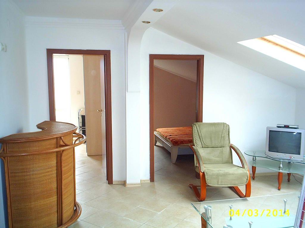 Apartments Bravo 1-Vichevi Sunny Beach Room photo